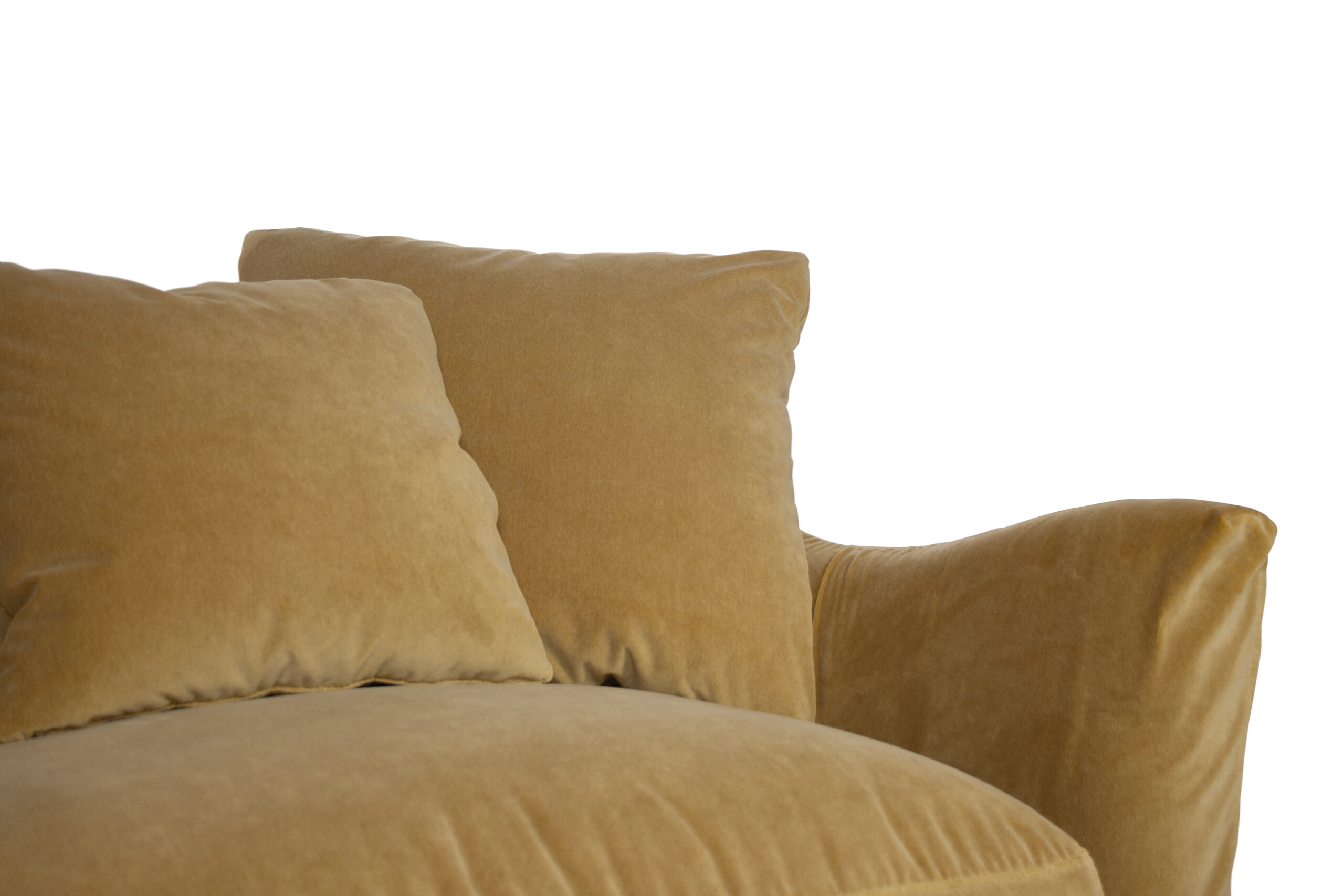 Sillón desenfundable de terciopelo dorado Ascot de Crearte Collections